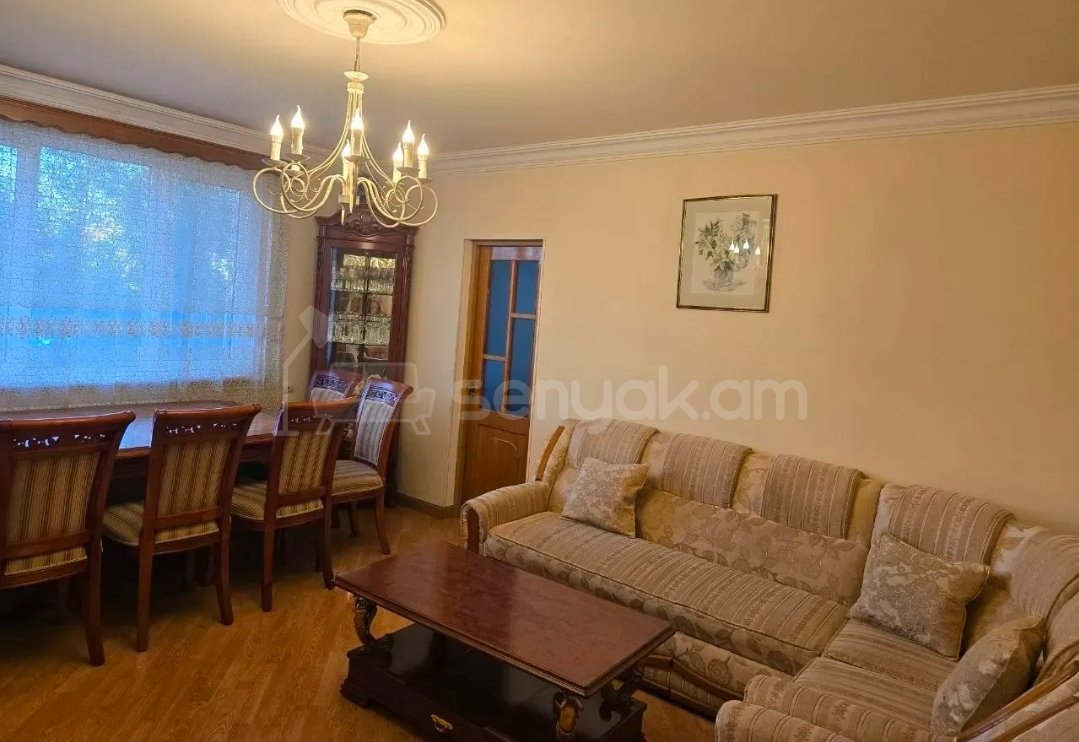 3 Սենյականոց Բնակարան, 68քմ, 2/12 հարկ, Նորմալ Վիճակում