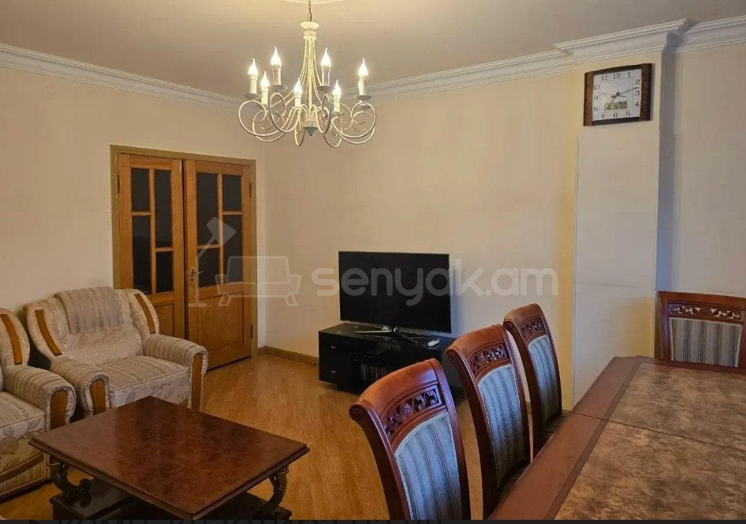 3 Սենյականոց Բնակարան, 68քմ, 2/12 հարկ, Նորմալ Վիճակում
