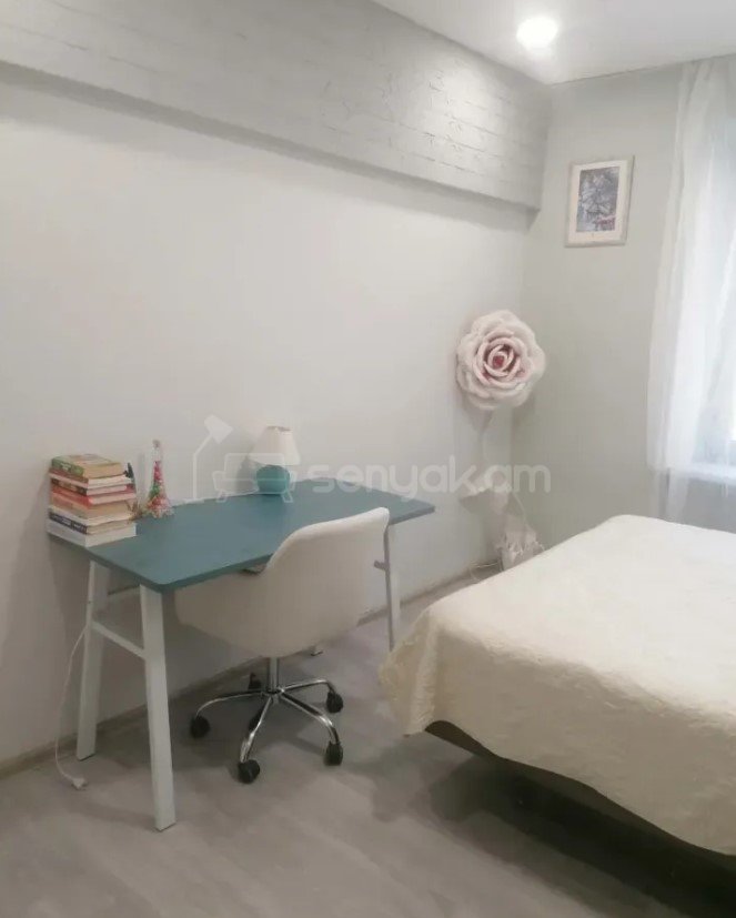 2 Սենյականոց Բնակարան Քարե Շենքում, 57քմ, 5/5 հարկ, Կապիտալ Վերանորոգված