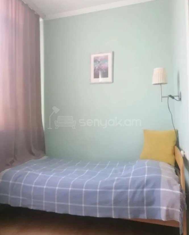 2 Սենյականոց Բնակարան Քարե Շենքում, 57քմ, 5/5 հարկ, Կապիտալ Վերանորոգված