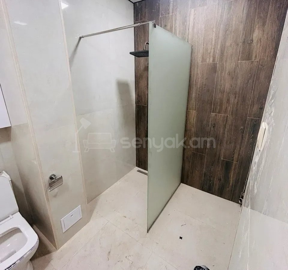 2 Սենյականոց Բնակարան Քարե Շենքում, 46քմ, 2/5 հարկ, Դիզայներական Վերանորոգված