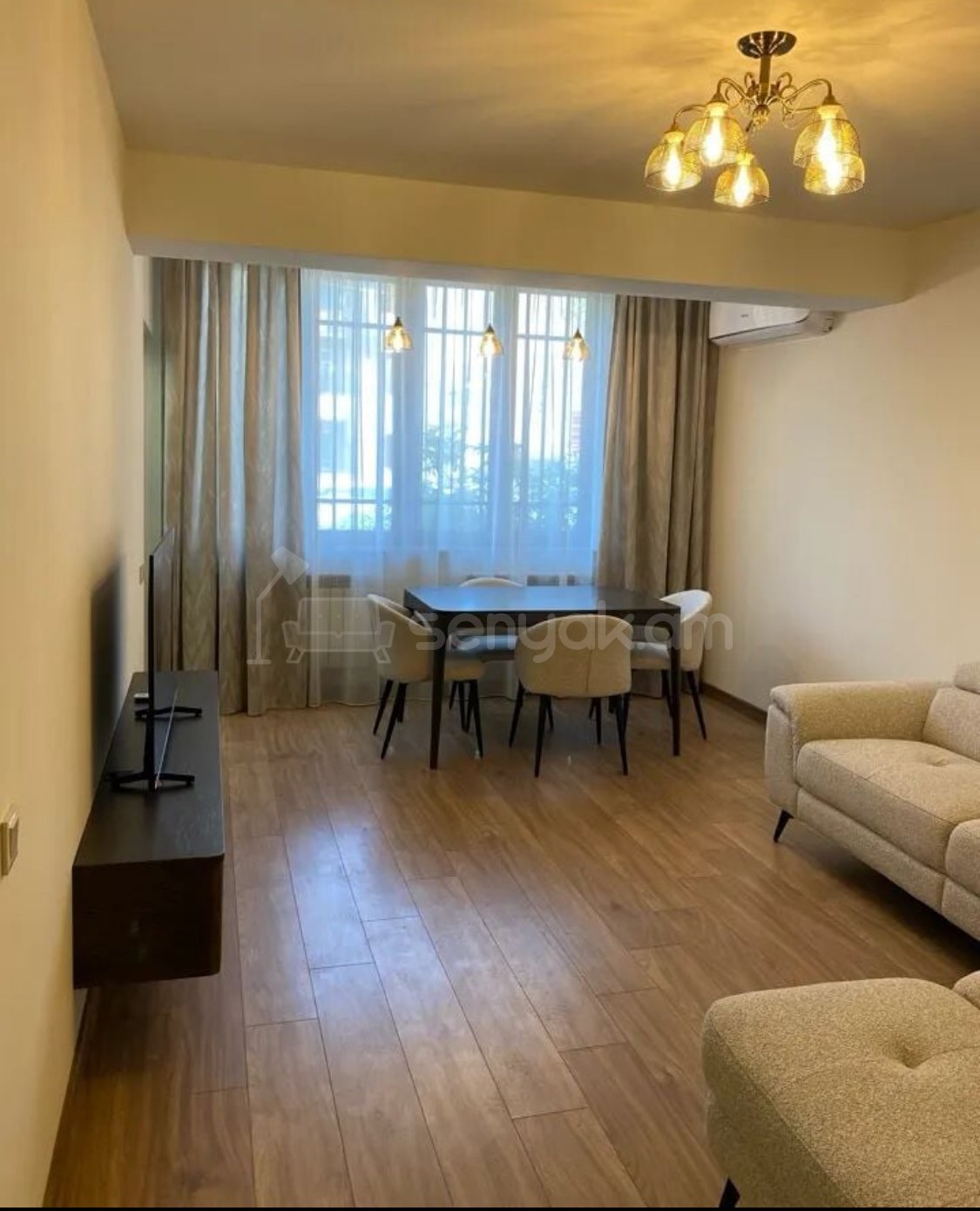 3 Սենյականոց Բնակարան Քարե Շենքում, 65քմ, 1/5 հարկ, Կապիտալ Վերանորոգված