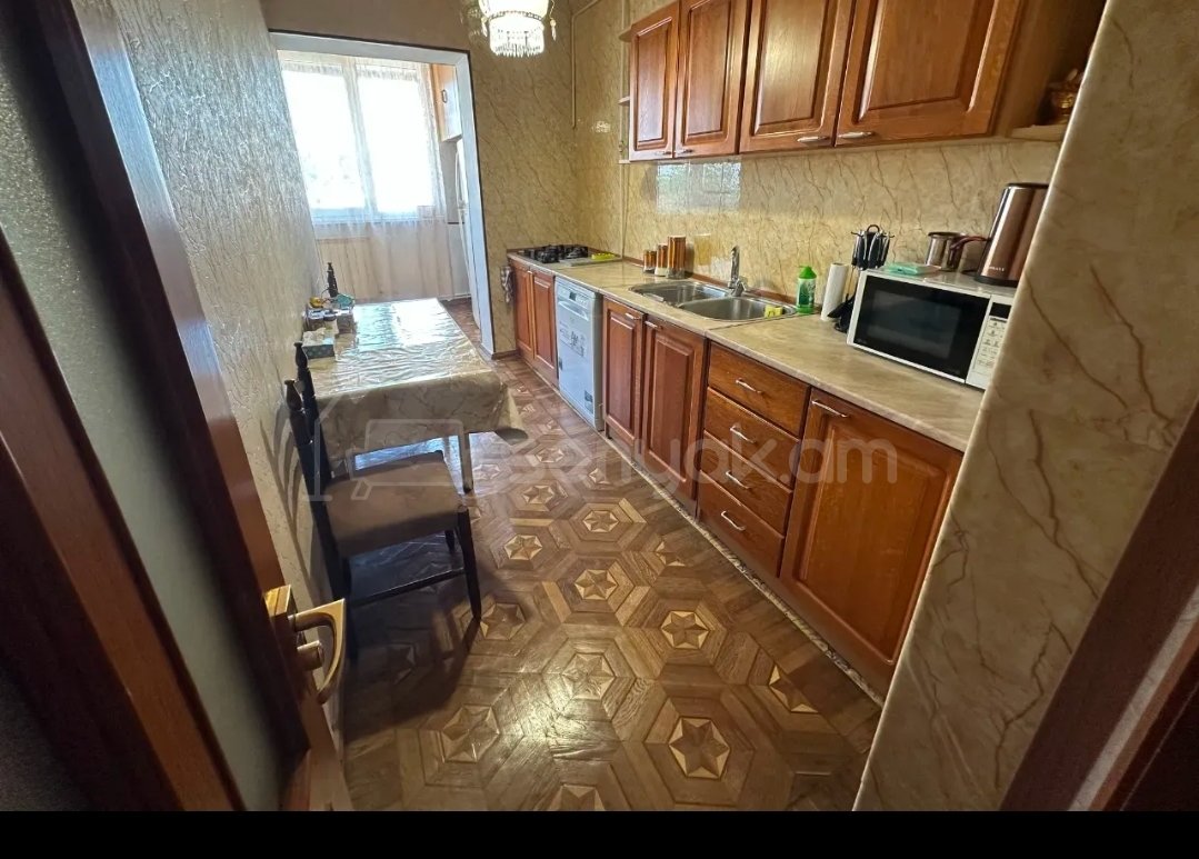 4 Սենյականոց Բնակարան, 101քմ, 8/9 հարկ, Կապիտալ Վերանորոգված, Կահավորված