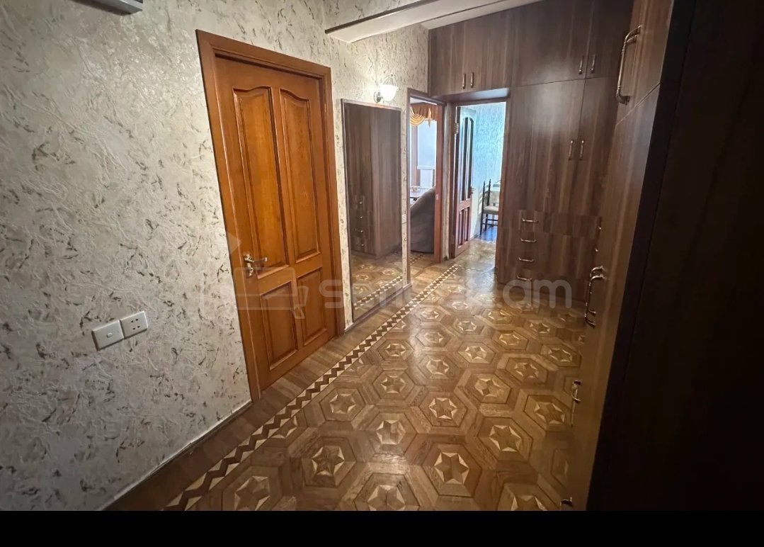 4 Սենյականոց Բնակարան, 101քմ, 8/9 հարկ, Կապիտալ Վերանորոգված, Կահավորված