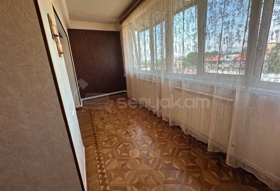4 Սենյականոց Բնակարան, 101քմ, 8/9 հարկ, Կապիտալ Վերանորոգված, Կահավորված