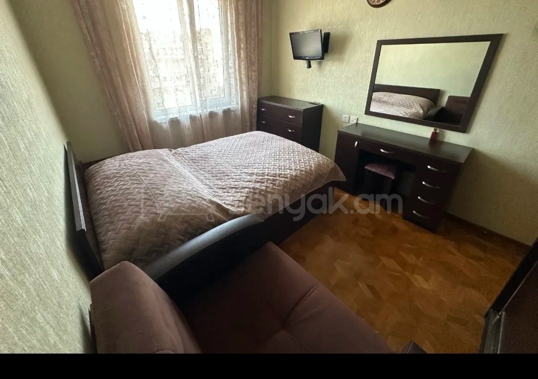 4 Սենյականոց Բնակարան, 101քմ, 8/9 հարկ, Կապիտալ Վերանորոգված, Կահավորված