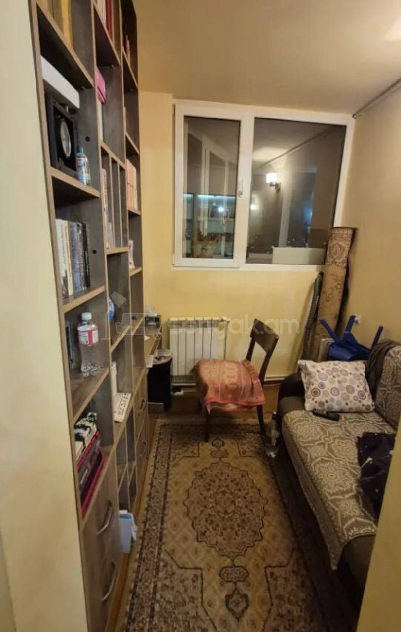3 Սենյականոց Բնակարան, 63քմ, 14/16 հարկ, Նորմալ Վիճակում