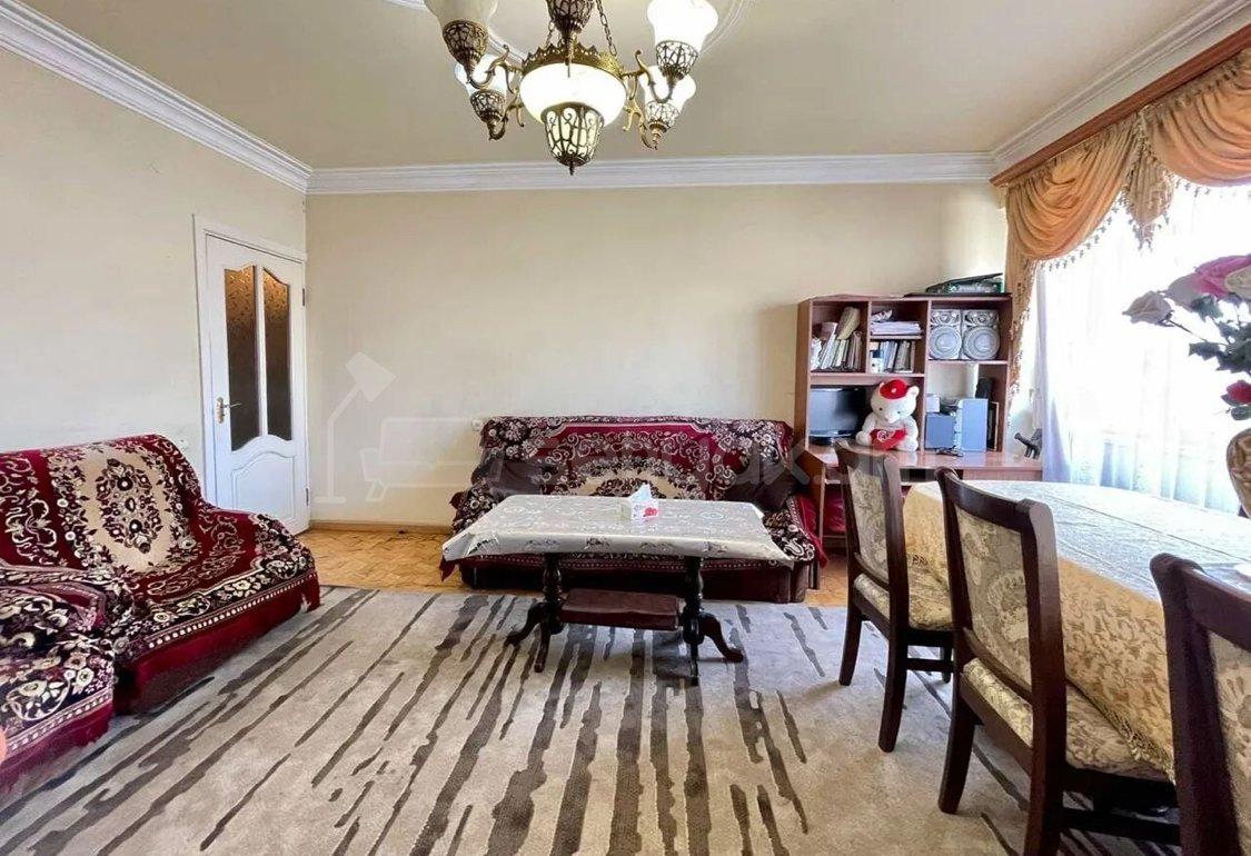 4 Սենյականոց Բնակարան, 88քմ, 7/9 հարկ, Նորմալ Վիճակում