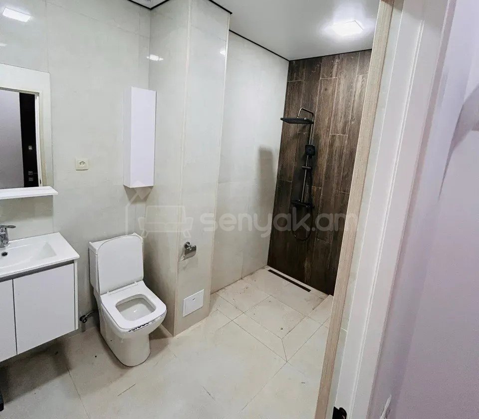 2 Սենյականոց Բնակարան Նորակառույցում, 46քմ, 2/5 հարկ, Դիզայներական Վերանորոգված