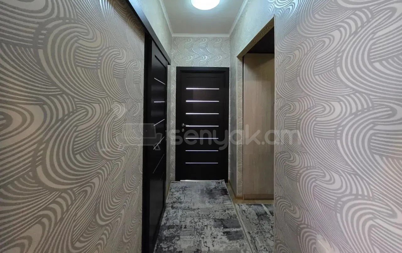3 Սենյականոց Բնակարան, 60քմ, 10/14 հարկ, Կապիտալ Վերանորոգված