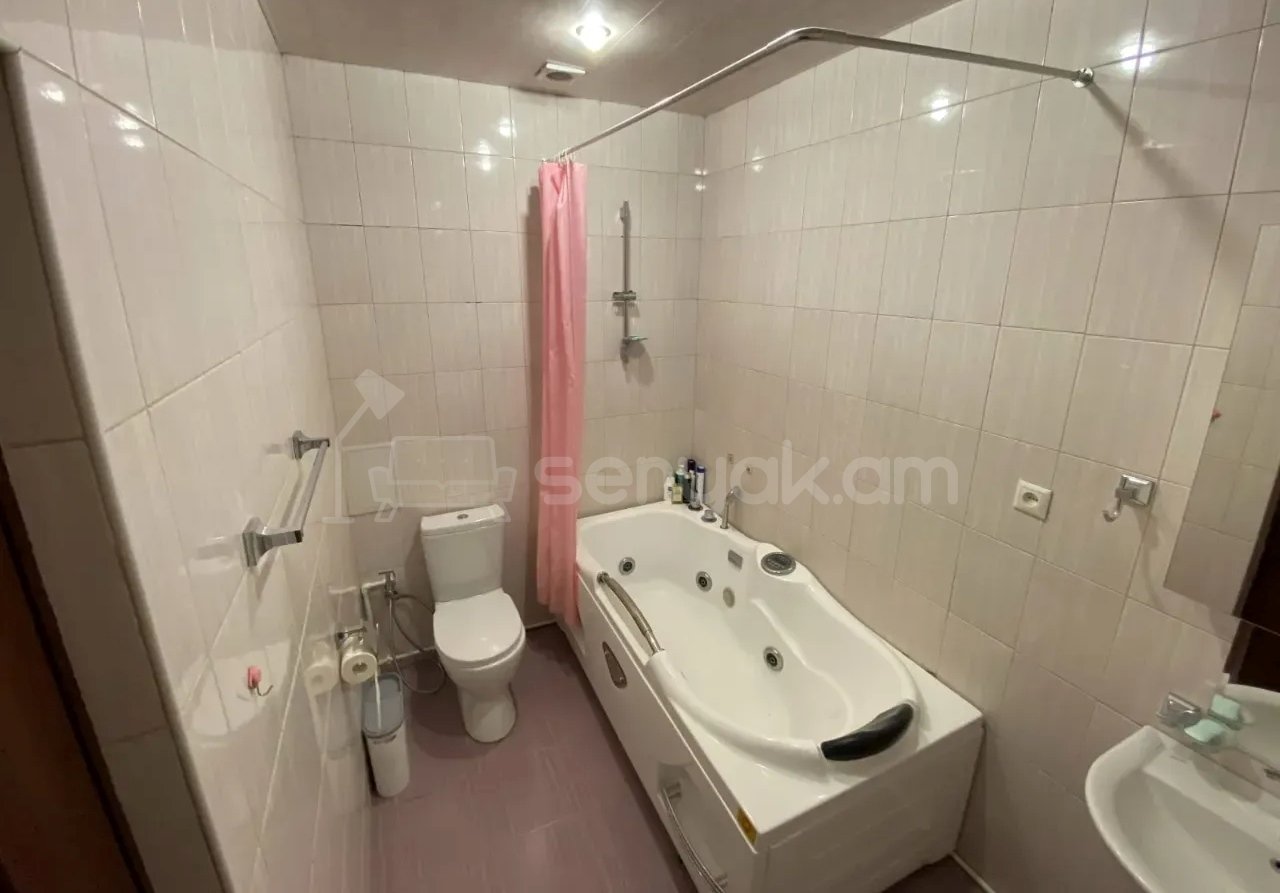 2 Սենյականոց Բնակարան Նորակառույցում, 62քմ, 9/13 հարկ, Կապիտալ Վերանորոգված