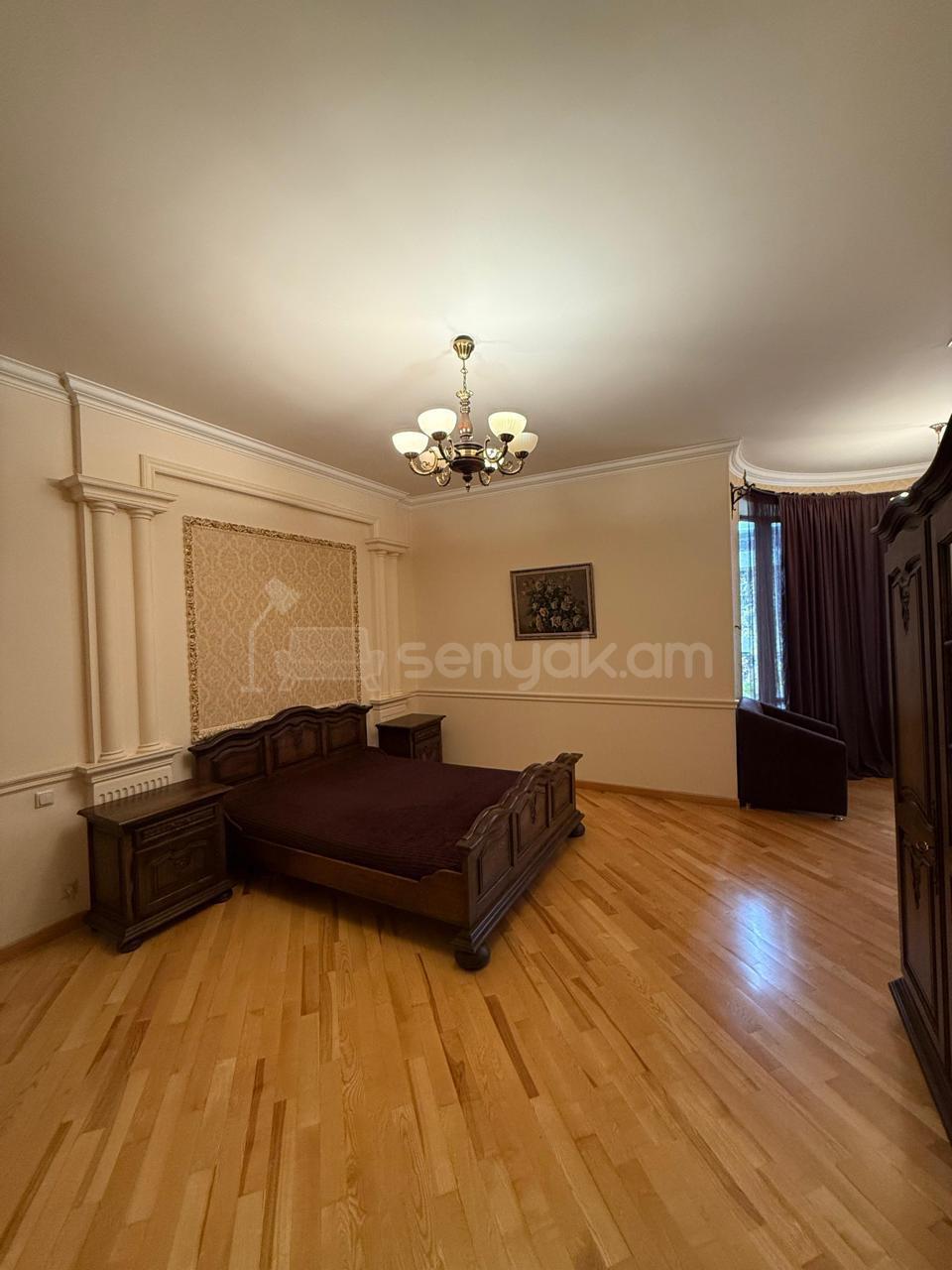 8 Սենյականոց Շքեղ Առանձնատուն, 480քմ, Լողավազանով