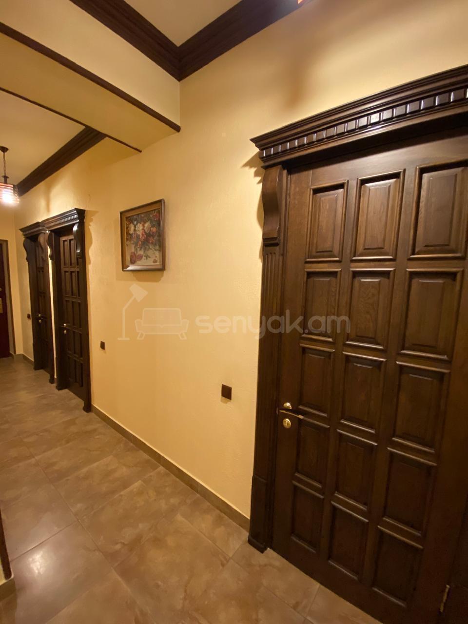 8 Սենյականոց Շքեղ Առանձնատուն, 480քմ, Լողավազանով