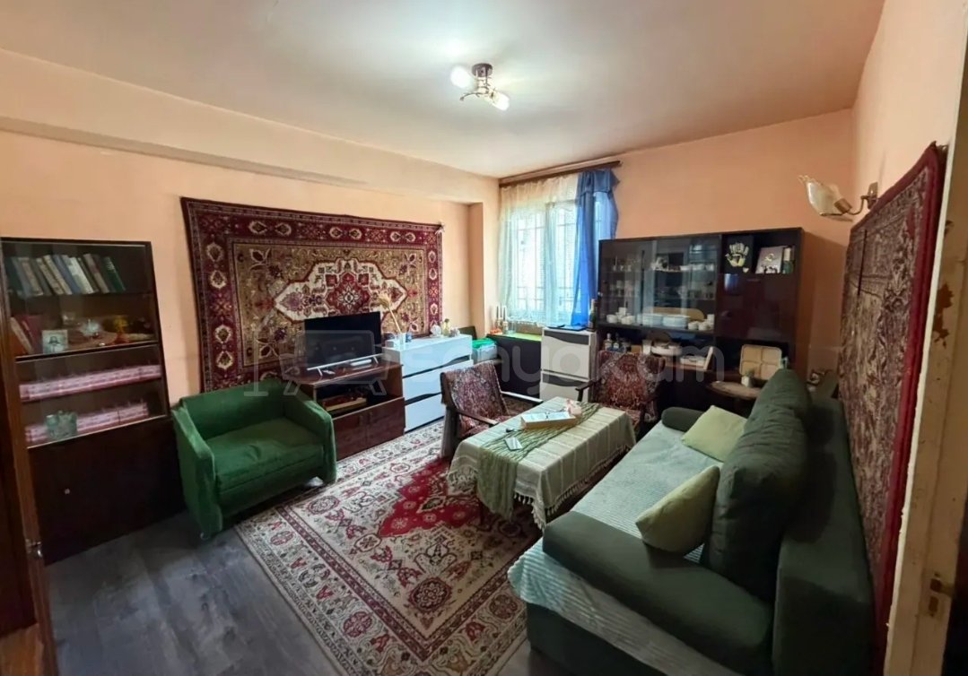 2 Սենյականոց Բնակարան, 40քմ, 2/9 հարկ, Նորմալ Վիճակում, Կահավորված, Արևկող