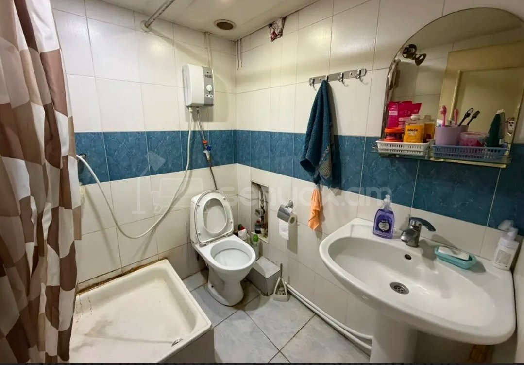 2 Սենյականոց Բնակարան, 40քմ, 2/9 հարկ, Նորմալ Վիճակում, Կահավորված, Արևկող