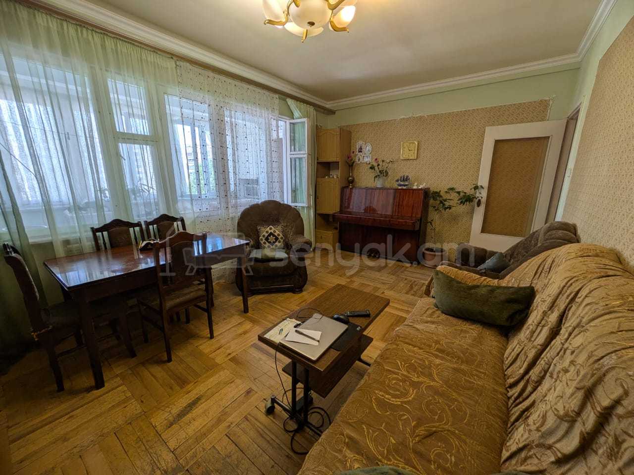 3 Սենյականոց Բնակարան, 73քմ, 6/9 հարկ, Պետական Վիճակում