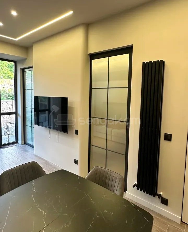 2 Սենյականոց Բնակարան Նորակառույցում, 38քմ, 2/18 հարկ, Դիզայներական Վերանորոգված