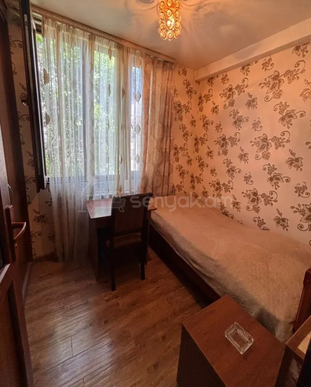 2 Սենյականոց Բնակարան Քարե Շենքում, 60քմ, 3/4 հարկ, Կապիտալ Վերանորոգված