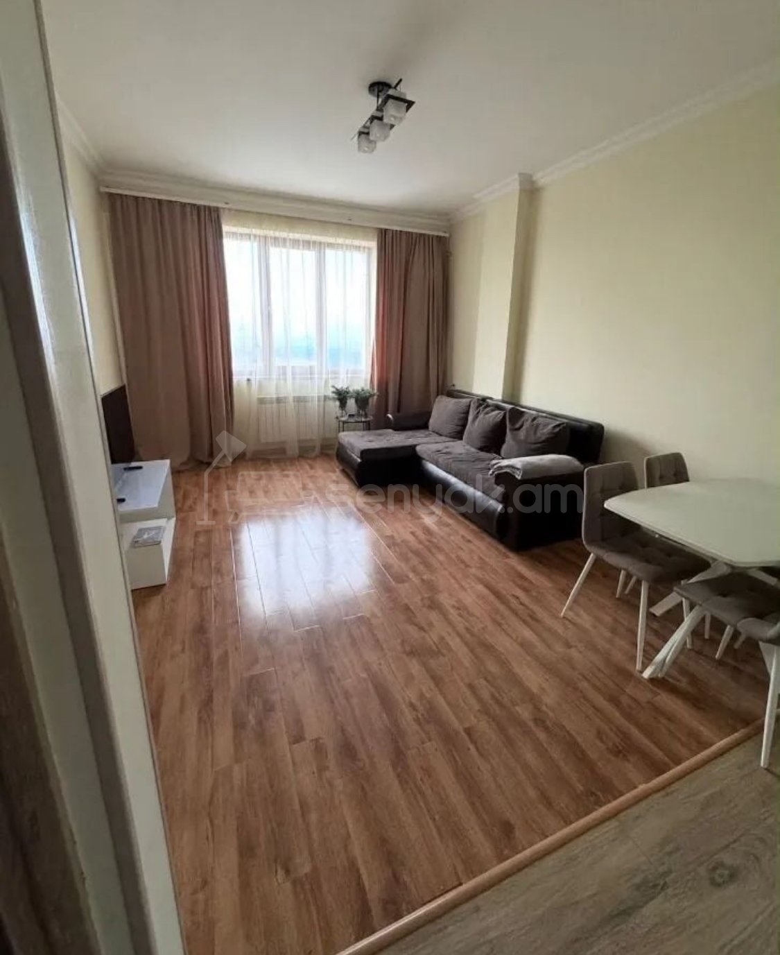 2 Սենյականոց Բնակարան Նորակառույցում, 46քմ, 5/17 հարկ, Կապիտալ Վերանորոգված, Կահավորված