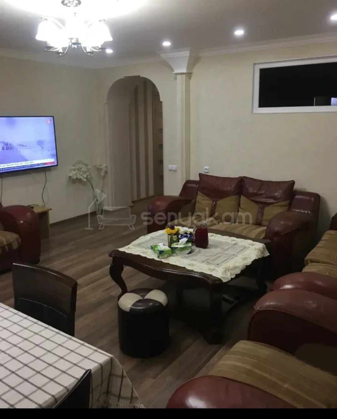 3 Սենյականոց Բնակարան Քարե Շենքում, 92քմ, 2/5 հարկ, Կապիտալ Վերանորոգված, Կահավորված, Արևկող