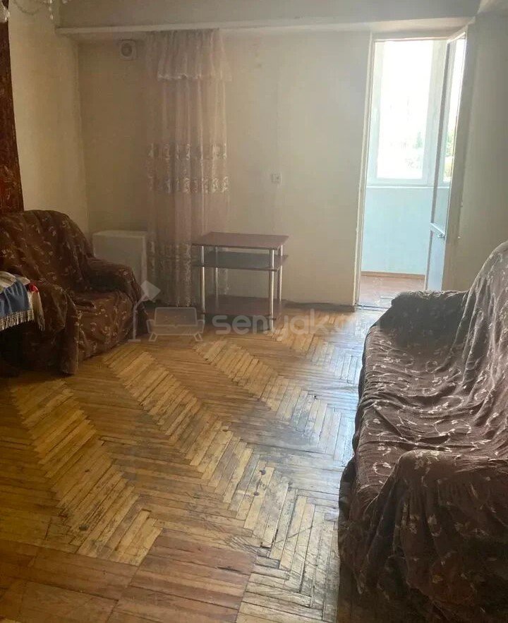4 Սենյականոց Բնակարան, 75քմ, 8/14 հարկ, Պետական Վիճակում