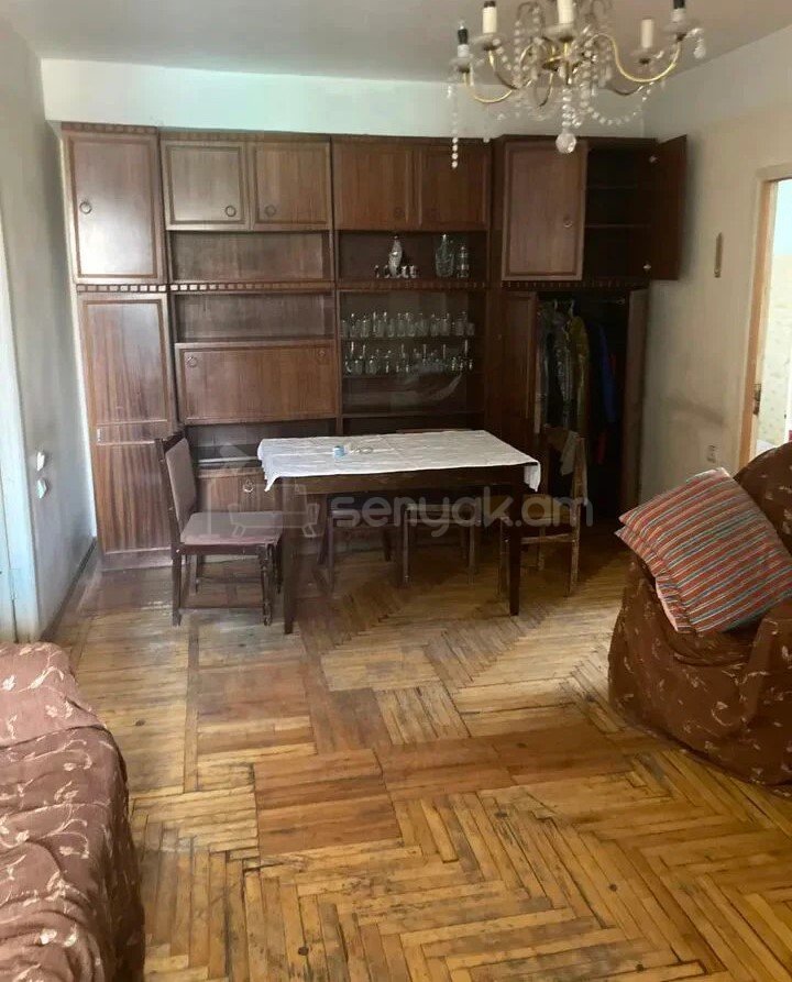 4 Սենյականոց Բնակարան, 75քմ, 8/14 հարկ, Պետական Վիճակում