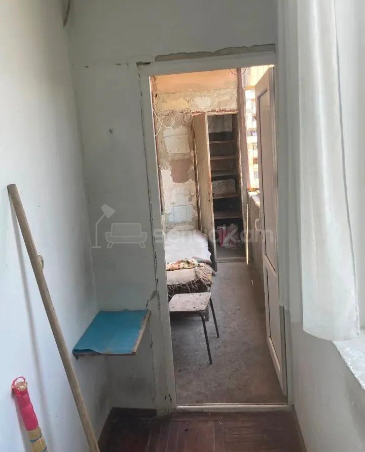 4 Սենյականոց Բնակարան, 75քմ, 8/14 հարկ, Պետական Վիճակում