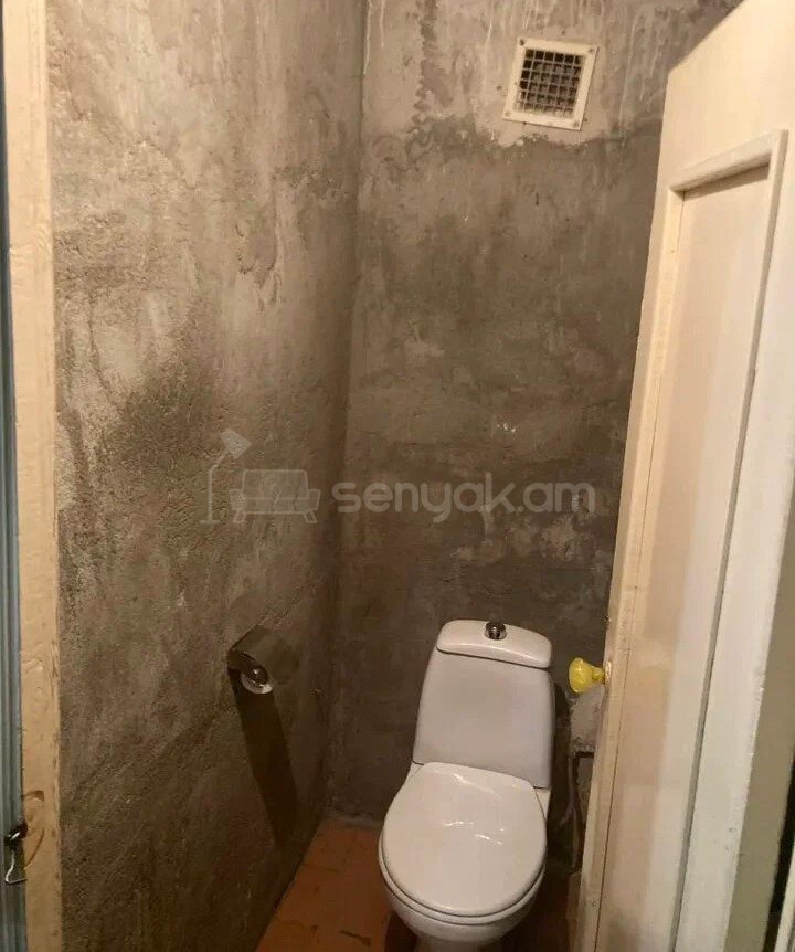 4 Սենյականոց Բնակարան, 75քմ, 8/14 հարկ, Պետական Վիճակում