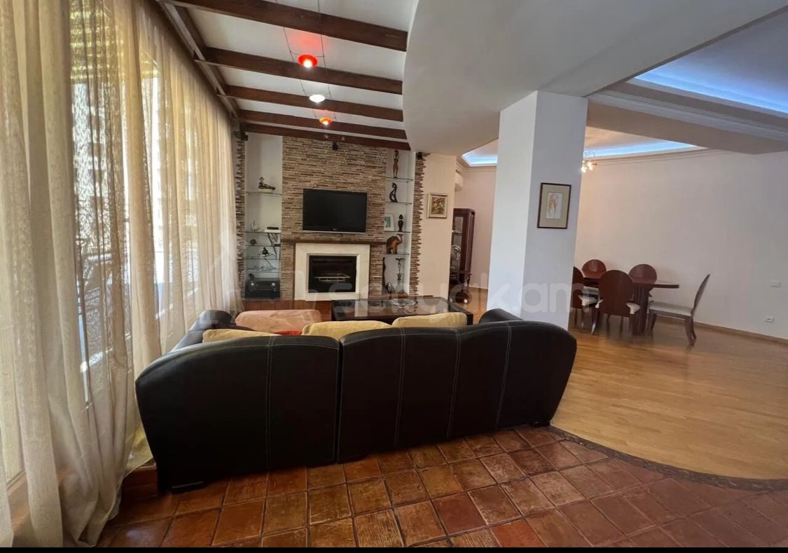 3 Սենյականոց Բնակարան Նորակառույցում, 330քմ, 13/13 հարկ, Կապիտալ Վերանորոգված, Կահավորված