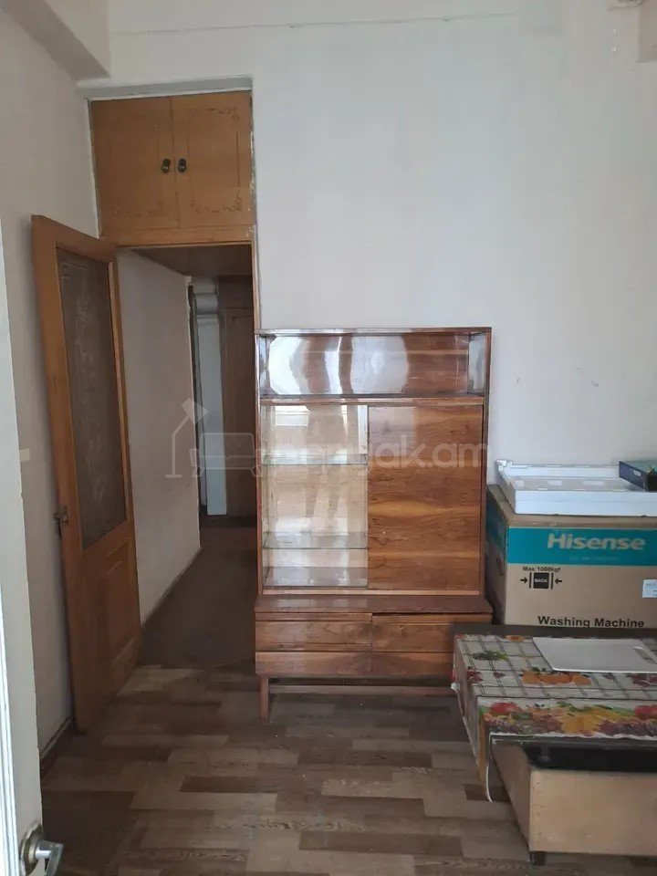 2 Սենյականոց Բնակարան Քարե Շենքում, 68քմ, 3/4 հարկ, Նորմալ Վիճակում, Կահավորված