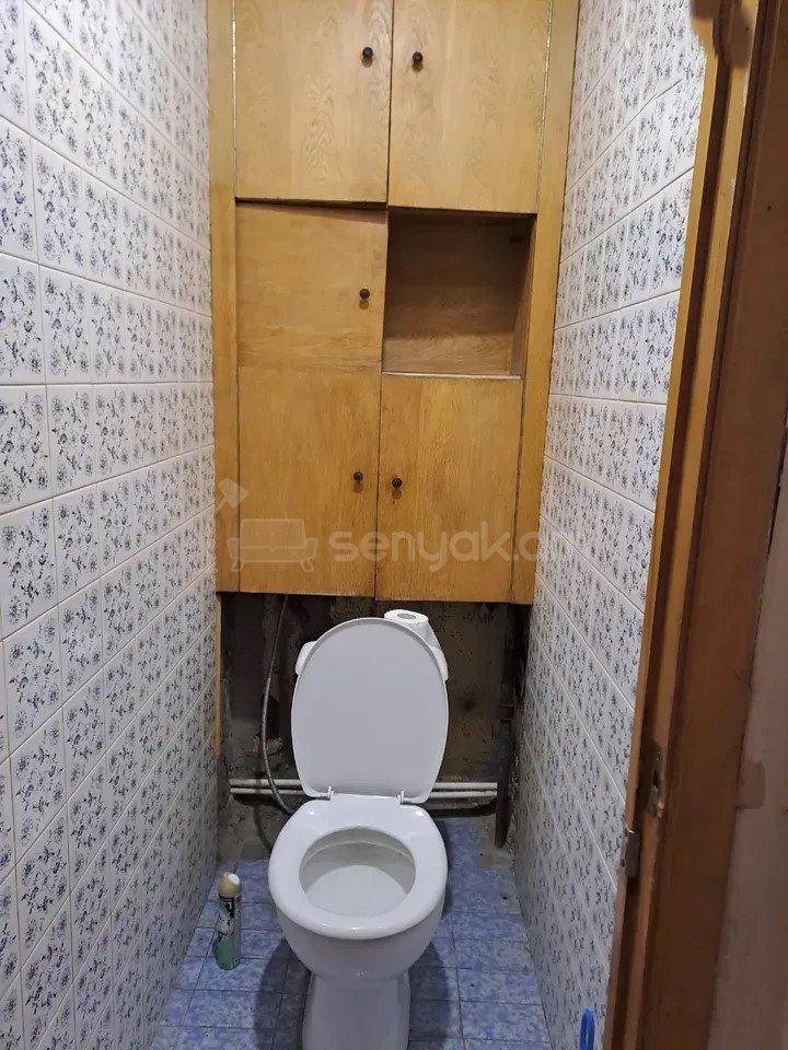 2 Սենյականոց Բնակարան Քարե Շենքում, 68քմ, 3/4 հարկ, Նորմալ Վիճակում, Կահավորված