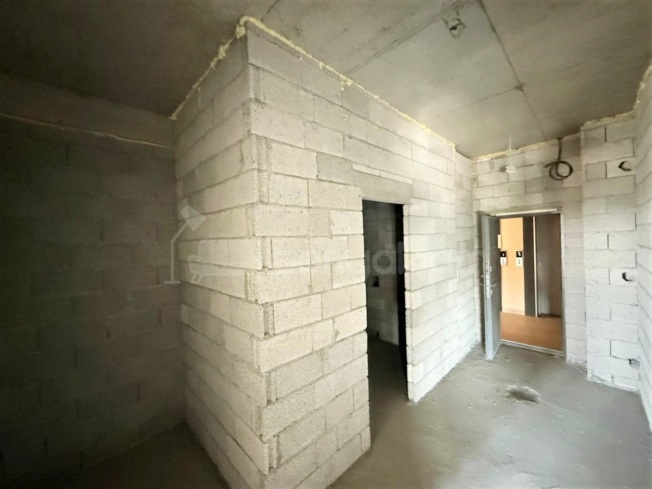 2 Սենյականոց Բնակարան, 61քմ, 11/14 հարկ, Զրոյական Վիճակում
