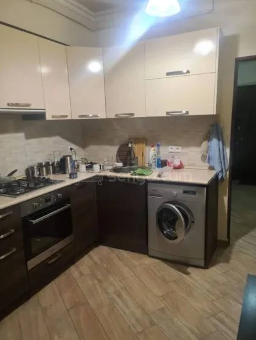 2 Սենյականոց Բնակարան, 43քմ, 5/9 հարկ, Կոսմետիկ Վերանորոգված, Կահավորված