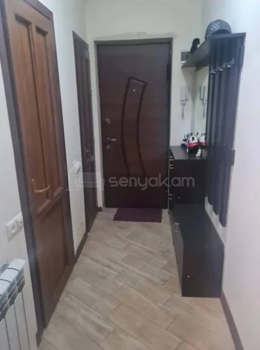 2 Սենյականոց Բնակարան, 43քմ, 5/9 հարկ, Կոսմետիկ Վերանորոգված, Կահավորված, Արևկող