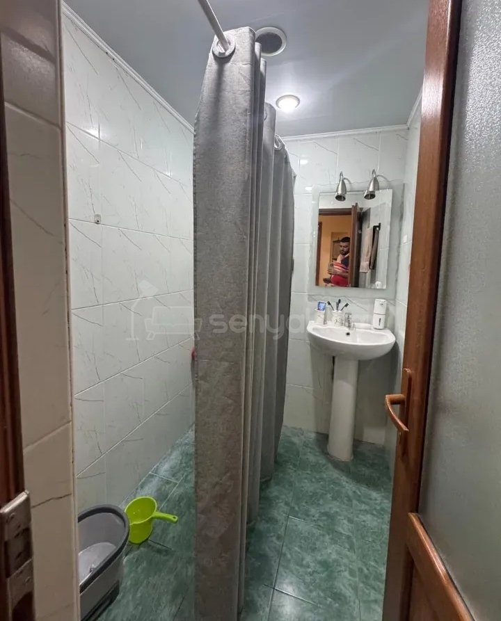 3 Սենյականոց Բնակարան, 74քմ, 2/4 հարկ, Նորմալ Վիճակում