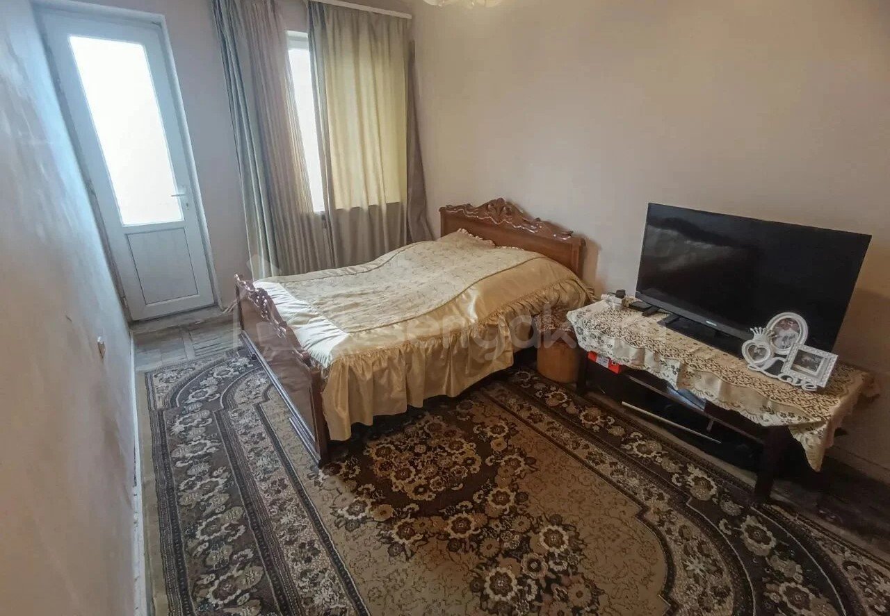 2 Սենյականոց Բնակարան Քարե Շենքում, 68քմ, 5/5 հարկ, Նորմալ Վիճակում