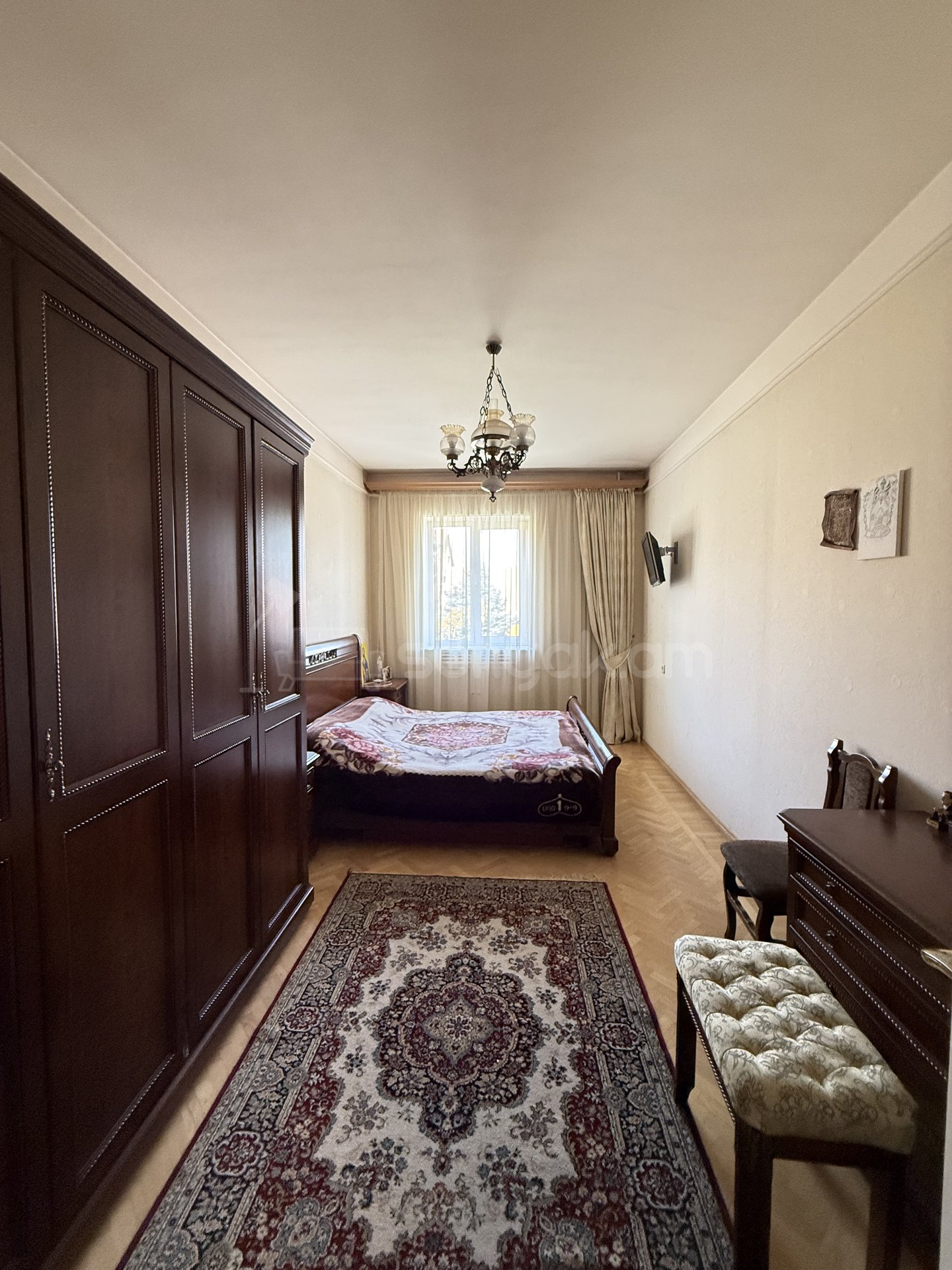 4 Սենյականոց Սեփական Տուն, 350քմ, Կոսմետիկ Վերանորոգված, Ավտոտնակով