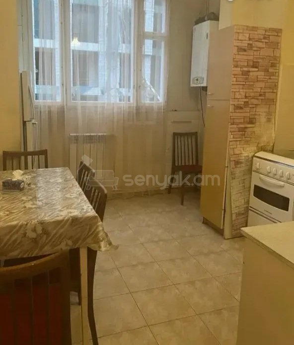 1 Սենյականոց Բնակարան Քարե Շենքում, 50քմ, 5/7 հարկ, Կապիտալ Վերանորոգված, Կահավորված