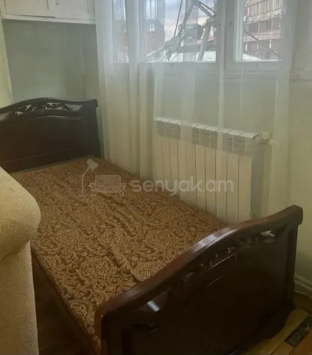 1 Սենյականոց Բնակարան Քարե Շենքում, 50քմ, 5/7 հարկ, Կապիտալ Վերանորոգված, Կահավորված