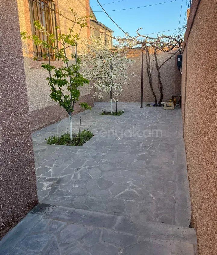 4 Սենյականոց Սեփական Տուն, 91քմ, Կապիտալ Վերանորոգված