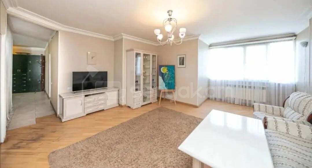3 Սենյականոց Բնակարան, 88քմ, 10/12 հարկ, Նորմալ Վիճակում