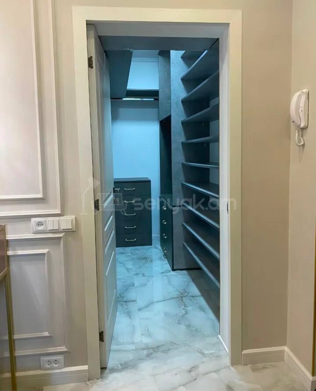 2 Սենյականոց Բնակարան, 53քմ, 4/6 հարկ, Դիզայներական Վերանորոգված