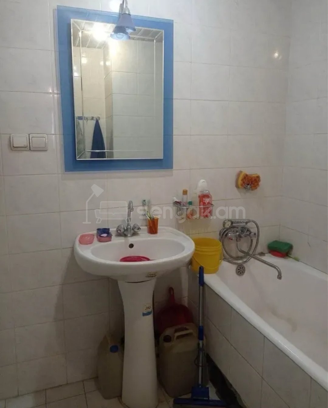 2 Սենյականոց Բնակարան, 65քմ, 2/9 հարկ, Նորմալ Վիճակում, Կահավորված, Արևկող