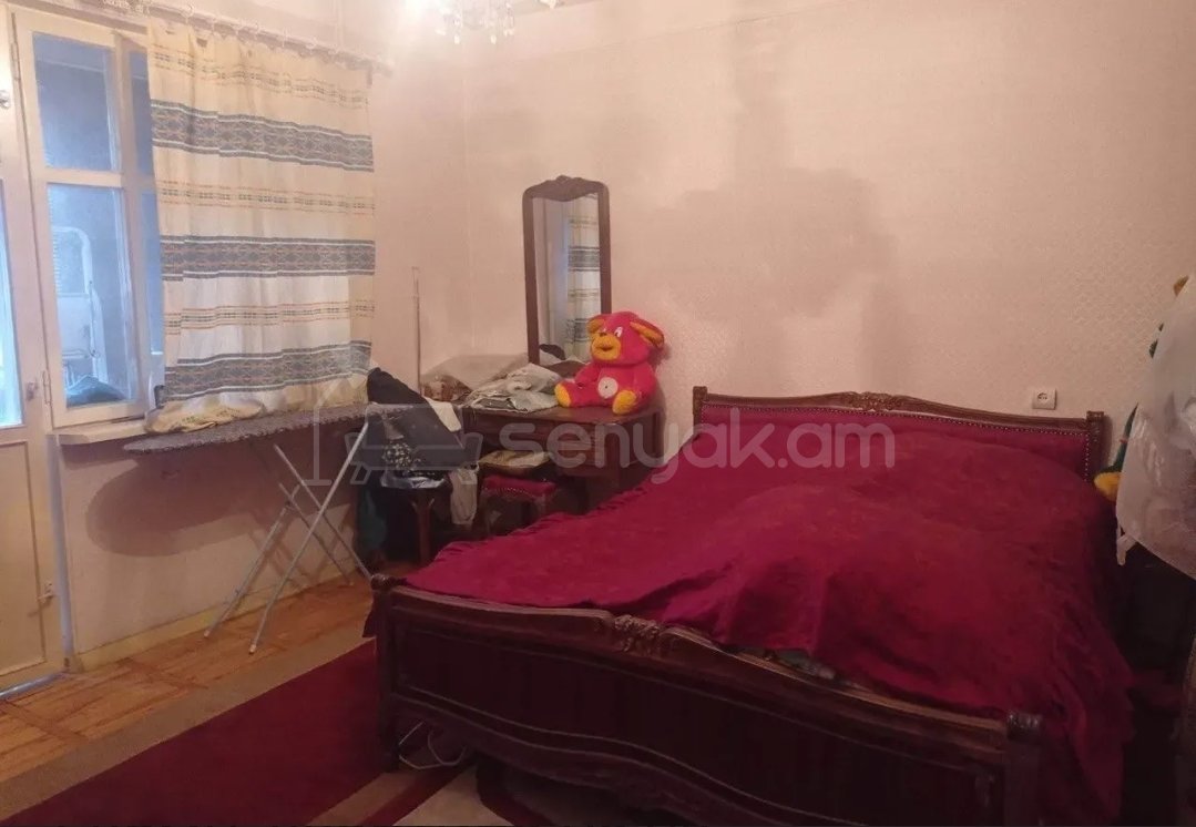 2 Սենյականոց Բնակարան, 65քմ, 2/9 հարկ, Նորմալ Վիճակում, Կահավորված, Արևկող
