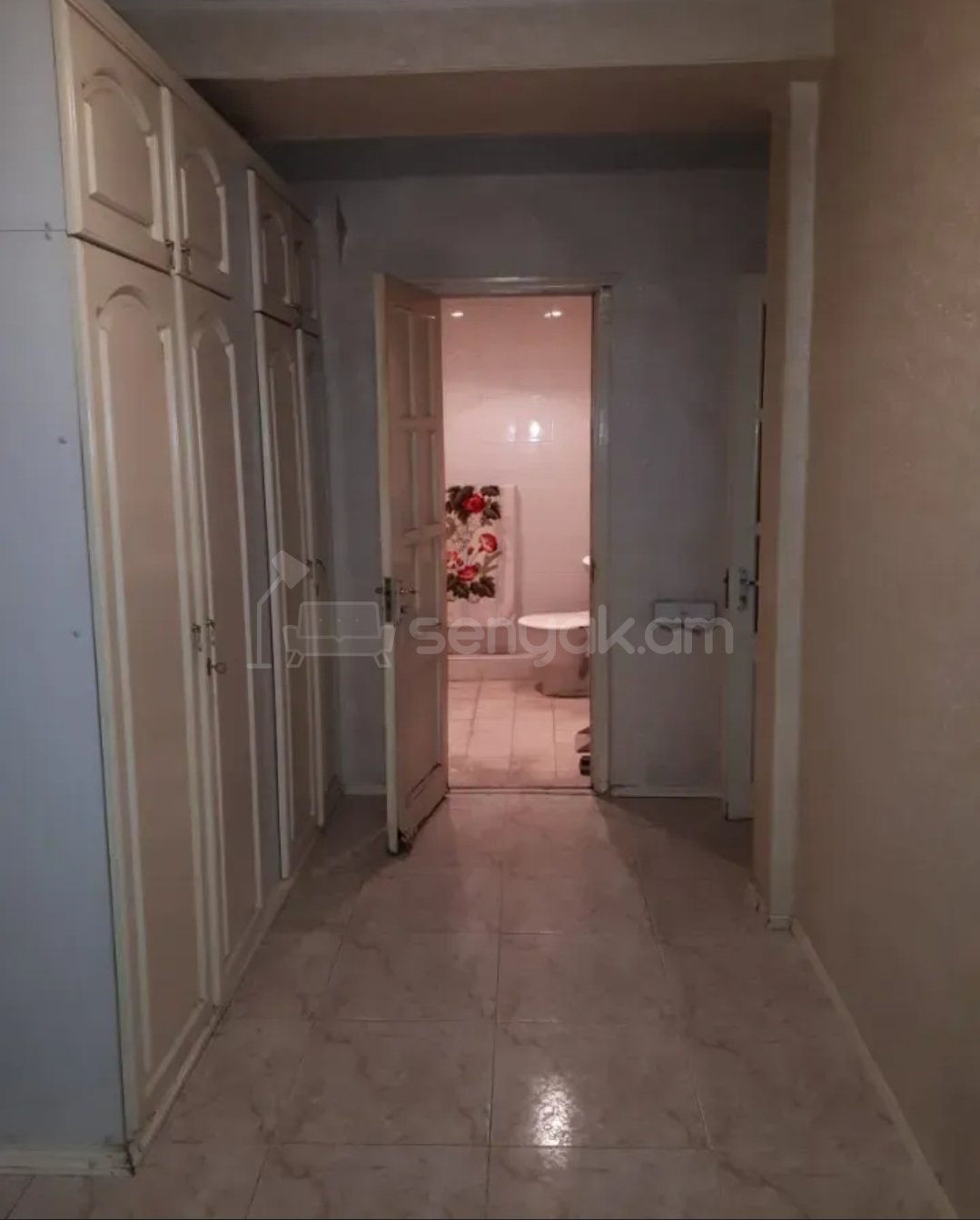 2 Սենյականոց Բնակարան, 55քմ, 3/7 հարկ, Նորմալ Վիճակում, Կահավորված, Արևկող