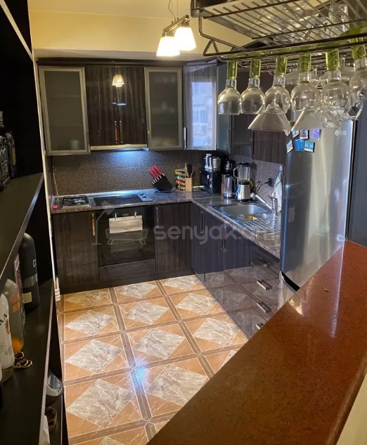 4 Սենյականոց Բնակարան, 94քմ, 9/10 հարկ, Կապիտալ Վերանորոգված