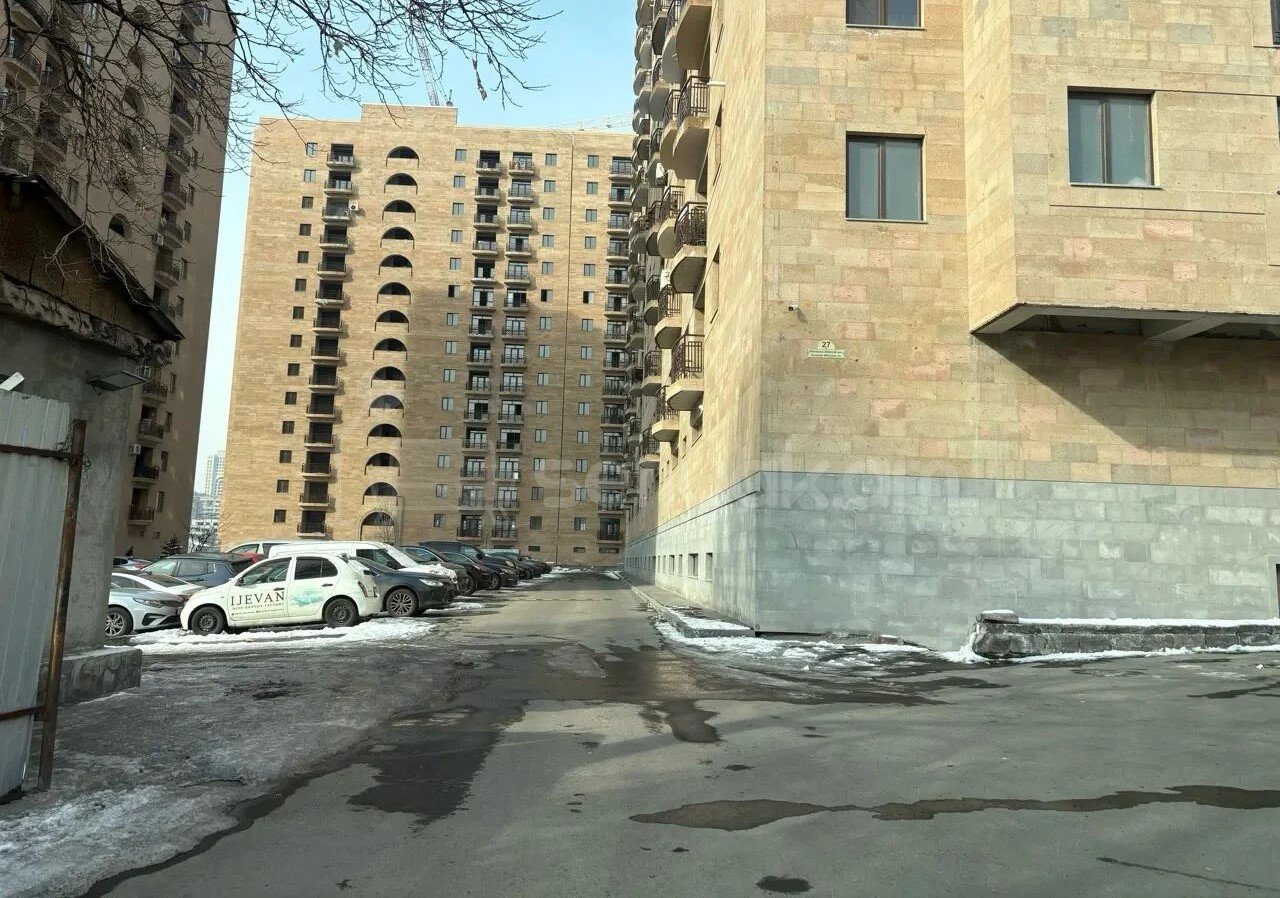4 Սենյականոց Բնակարան Նորակառույցում, 104քմ, 6/15 հարկ, Զրոյական Վիճակում