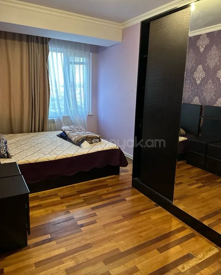 3 Սենյականոց Բնակարան Քարե Շենքում, 80քմ, 13/14 հարկ, Կապիտալ Վերանորոգված, Կահավորված