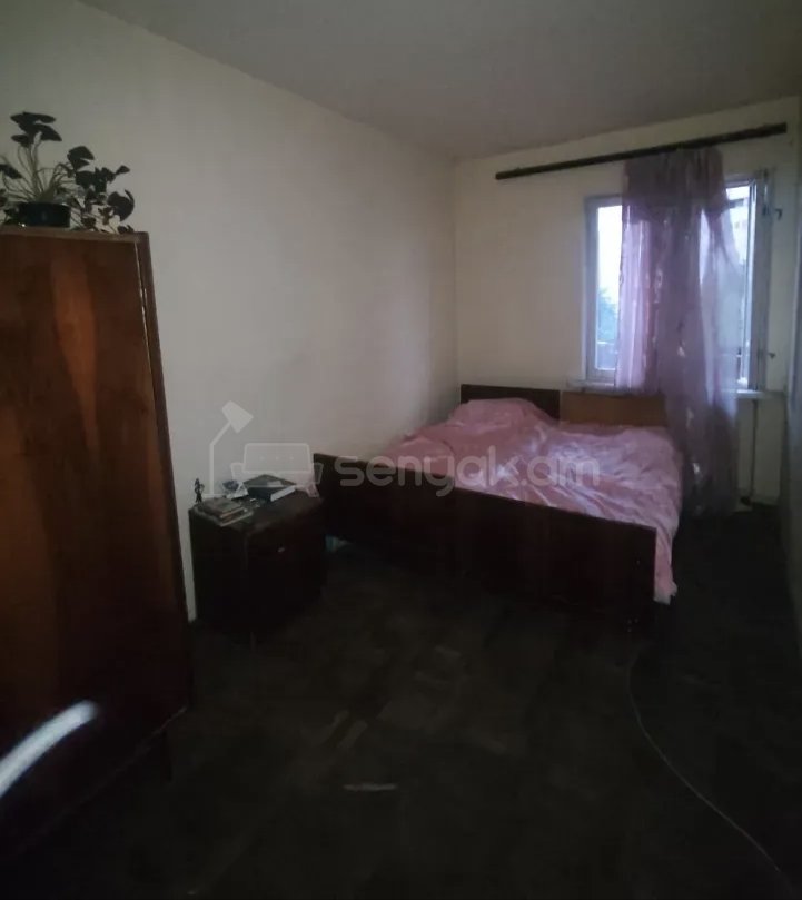 3 Սենյականոց Բնակարան, 84քմ, 6/9 հարկ, Նորմալ Վիճակում, Կահավորված, Արևկող