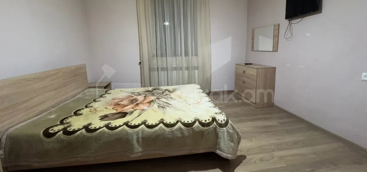 2 Սենյականոց Բնակարան Քարե Շենքում, 56քմ, 1/1 հարկ, Կապիտալ Վերանորոգված, Կահավորված, Արևկող